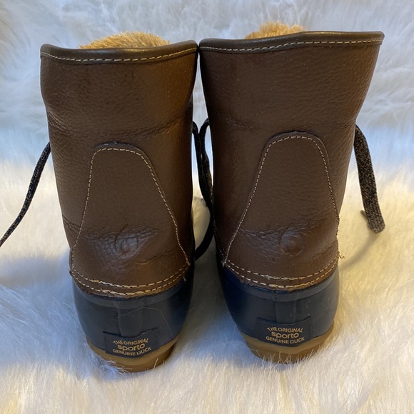 The Original Leather Sporto Genuine Duck with Faux Fur Boots size 7 - Picture 5 of 9